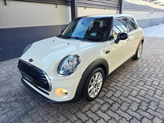 MINI COOPER 1.5 12V TURBO GASOLINA 4P AUTOMÁTICO MINI COOPER 1.5 12V TURBO GASOLINA 4P AUTOMÁTICO